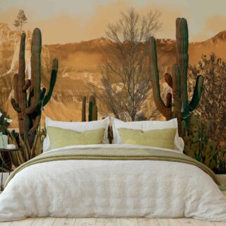 papel de colgadura con escenario desértico, colores ocres formaciones rocosas, cactus y vegetación simple del desierto por adazio design